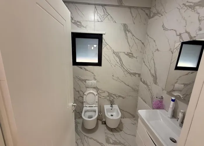 Sunset Privatunterkunft Golem (Tirana)